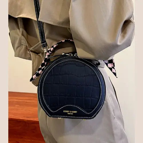 Versatile Crocodile Pattern Shoulder and Crossbody Bag - Brown