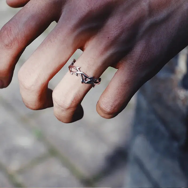 Vintage Ins Style Adherence Men’s and Women’s Rings with Branches Thorns Couples’ Ring Gifts Fashion and Personality