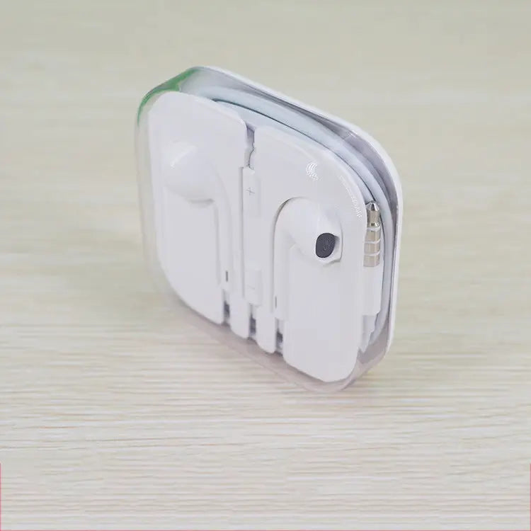 R&Z - Wired Earphones with Round Hole for Mobile Devices - White