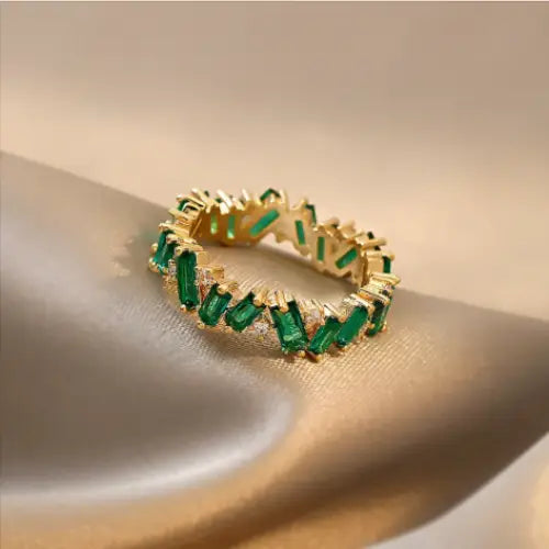 Women's Luxe Zirconia Ring with Emerald Green Stones on Silk
