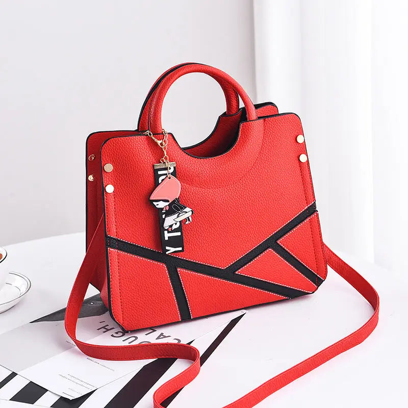 Women's Shoulder Bag in Red Fashion Style